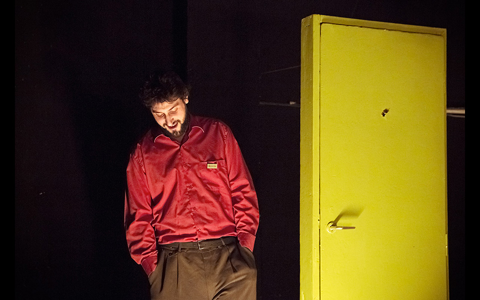 a_behanding_in_spokane_kathimerini_11