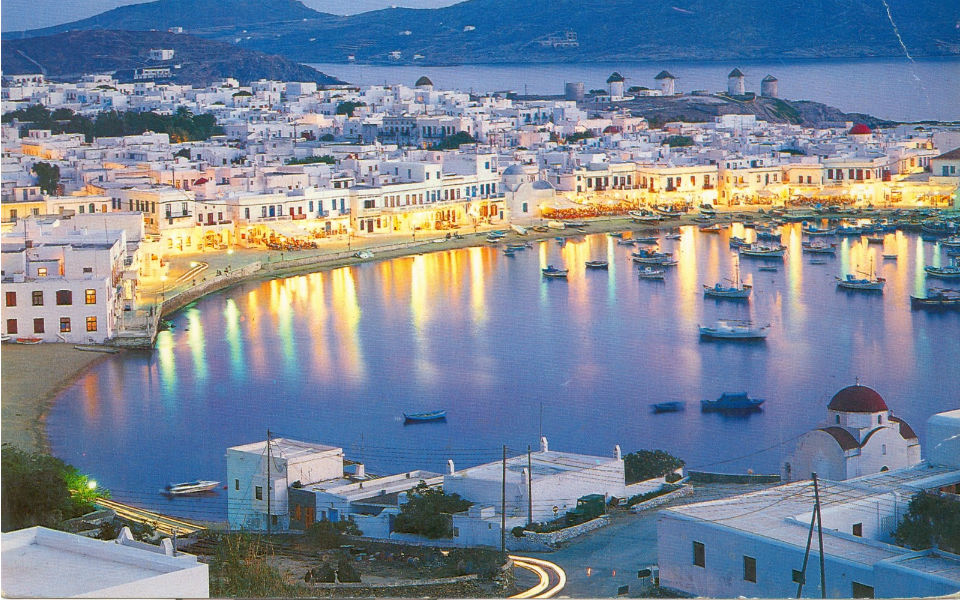mikonos1
