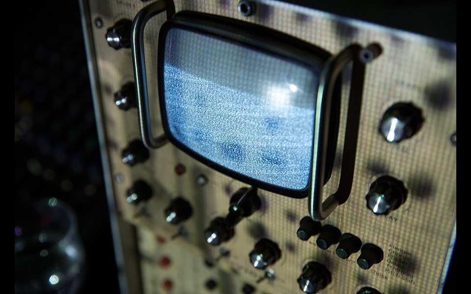 violet_louise_kathimerini_05