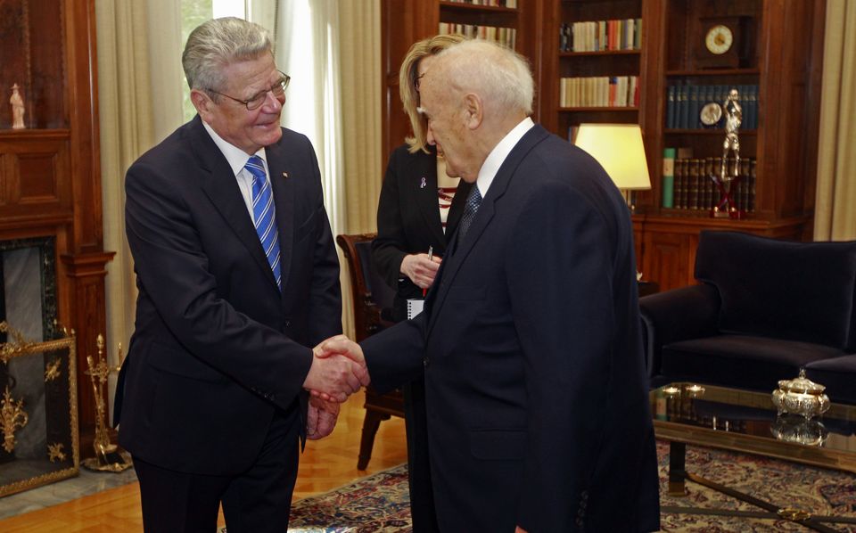 papoulias_gouck_07