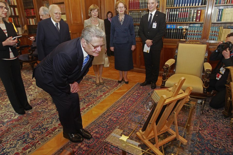 papoulias_gouck_08