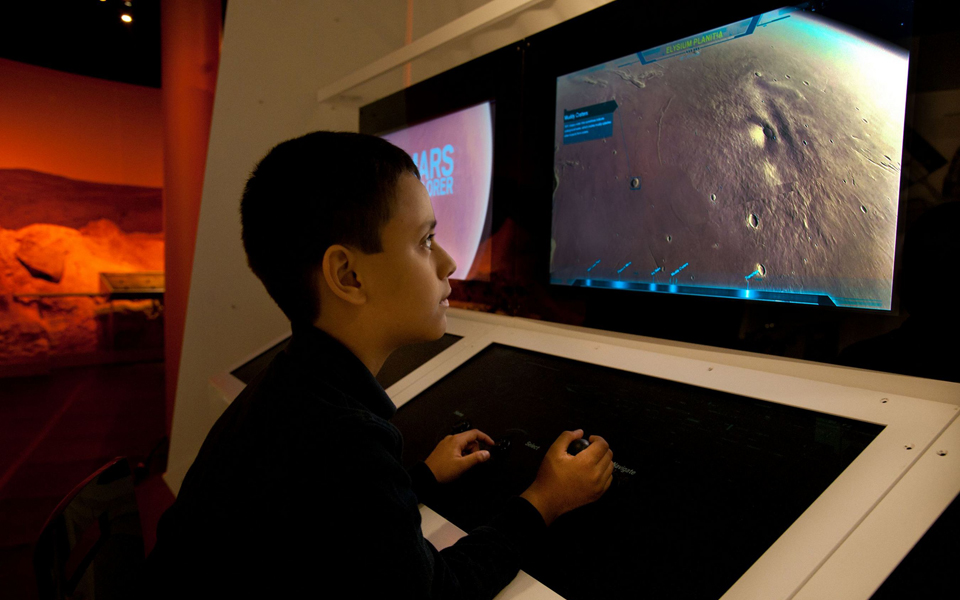 13-mars-explorer_df3890