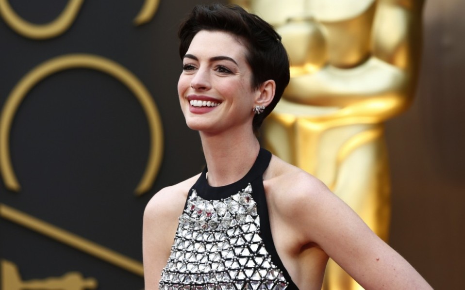 anne-hathaway
