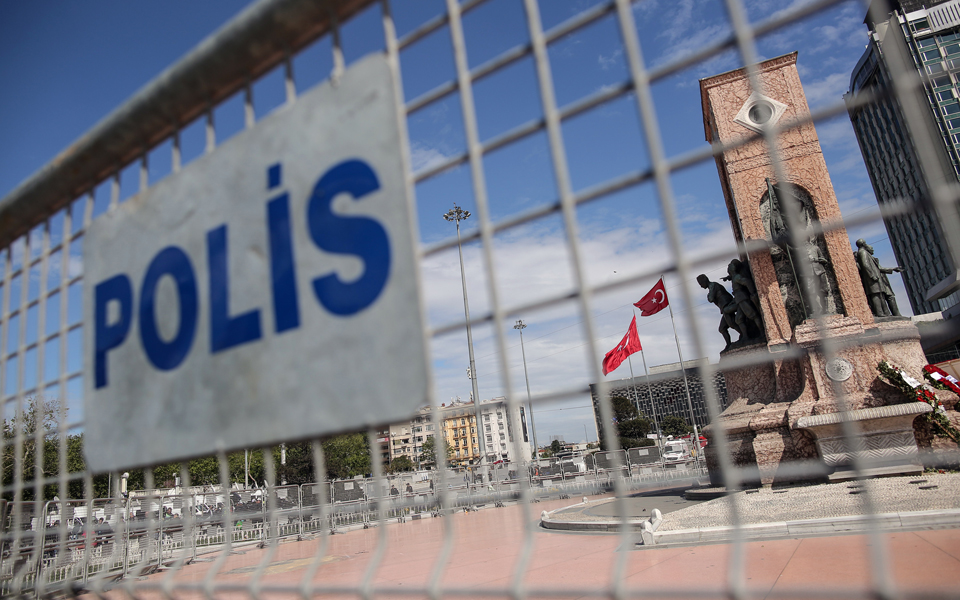 1226454turkey-may05-01-14