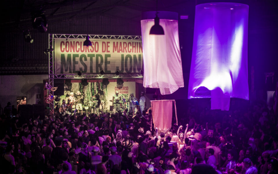 3efreno-party-sto-diagwnismo-karnavalikwn-emvathriwn-mestre-jonas-fwt