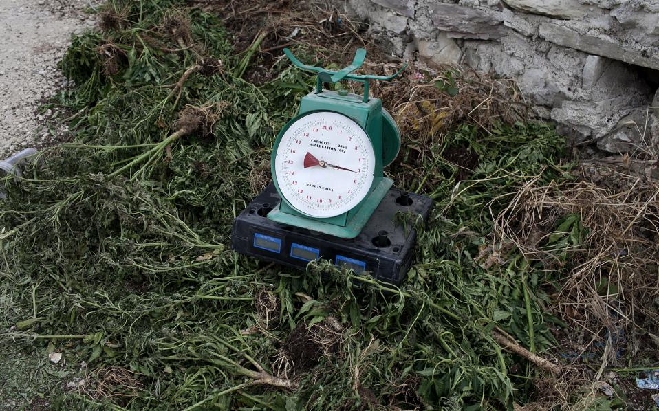 Μέσα στον χασισοβολώνα της Ευρώπης-11