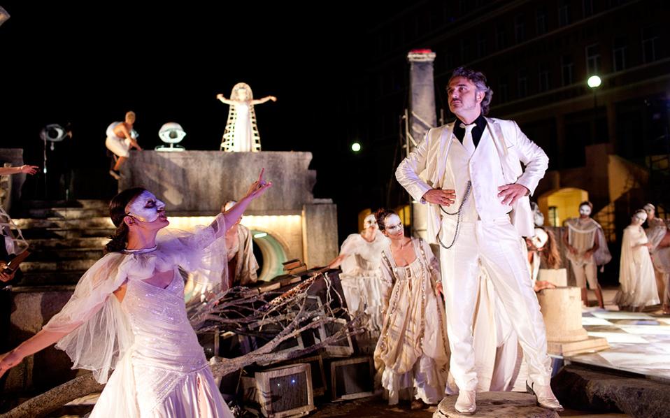 Στις πρόβες των εντυπωσιακών «Βατράχων»-2