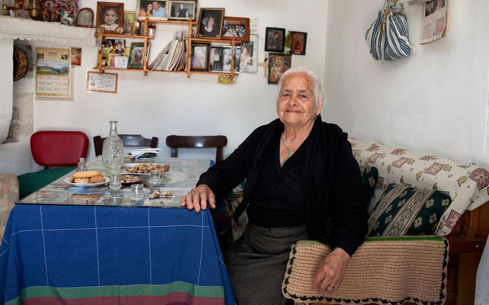 Χτίζουν μόνοι τους ένα χωριό από την αρχή-4