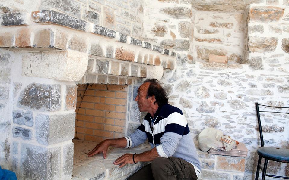 Χτίζουν μόνοι τους ένα χωριό από την αρχή-1