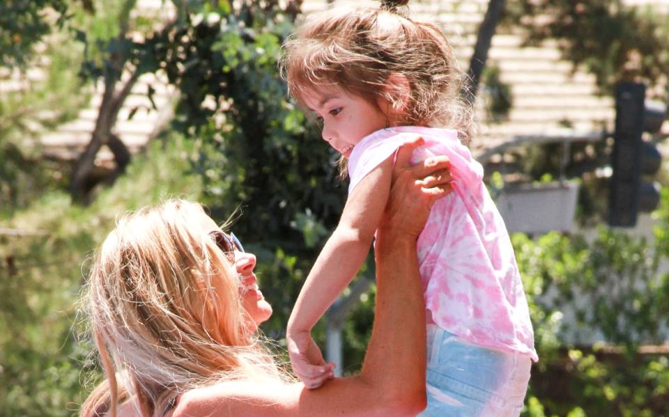 10622386_10152431138048311_334382579_n