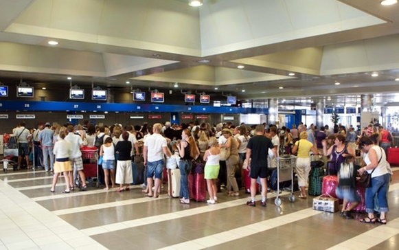 touristes-aerodromio_1--2