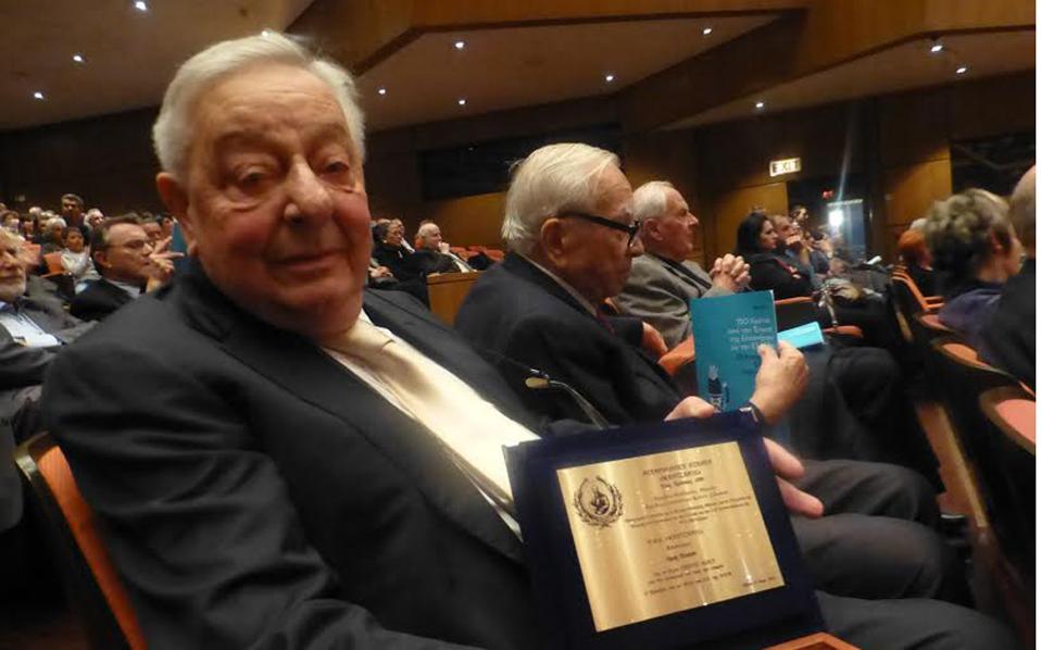 H πανηγυρική Συναυλία της Φιλαρμονικής Eταιρείας Mάντζαρος στο κατάμεστο Mέγαρο «ένωσε» Kέρκυρα και Aθήνα με συγκίνηση και θέρμη…-1