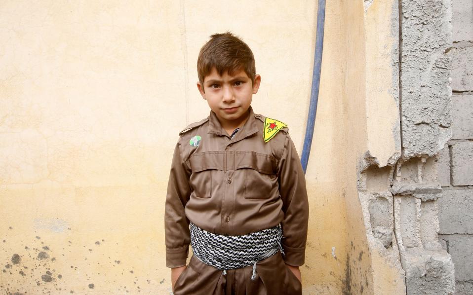 Χαλάσματα και Κούρδοι στο Κομπάνι-5