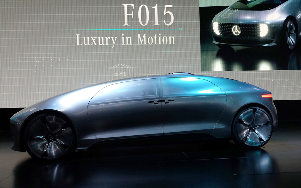 mercedez-benz-f015-autonomous-electric