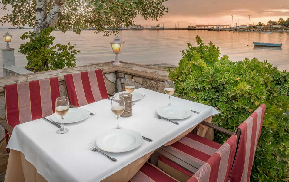 ikos-oceania-dineout