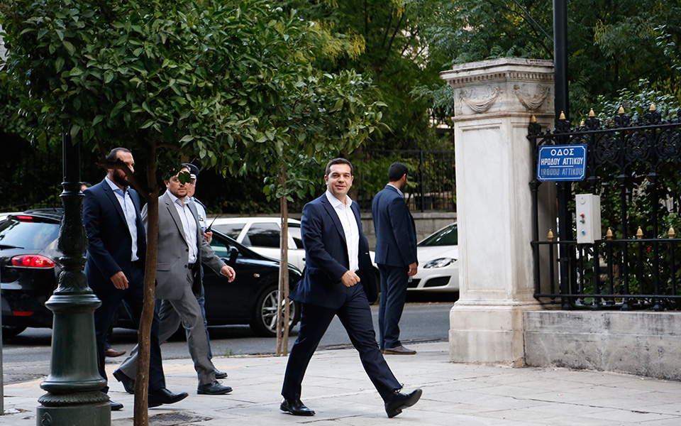 tsiprasproedrikomegaro