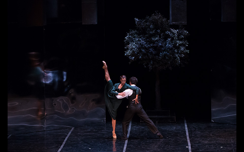 eternity_kathimerini_04