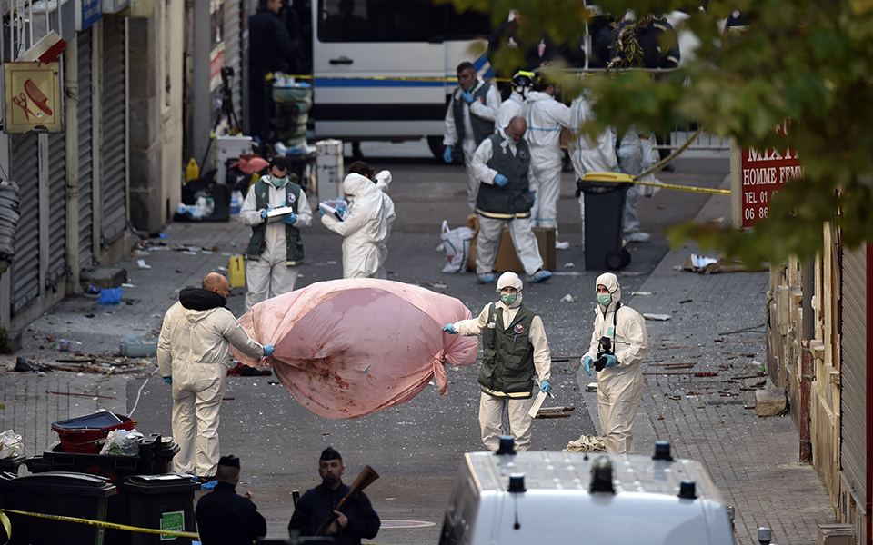 parisiantitromokratiki
