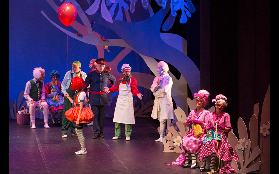 karmensitas_kathimerini_03