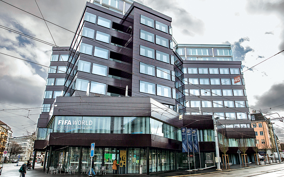 82629switzerlan01-05-16