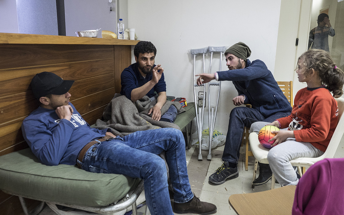 Το μοτέλ των προσφύγων στις Θερμοπύλες-6