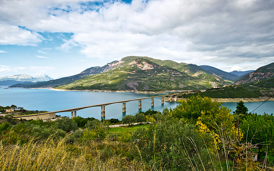 evritania-009-limni-kremaston-episkopi--006