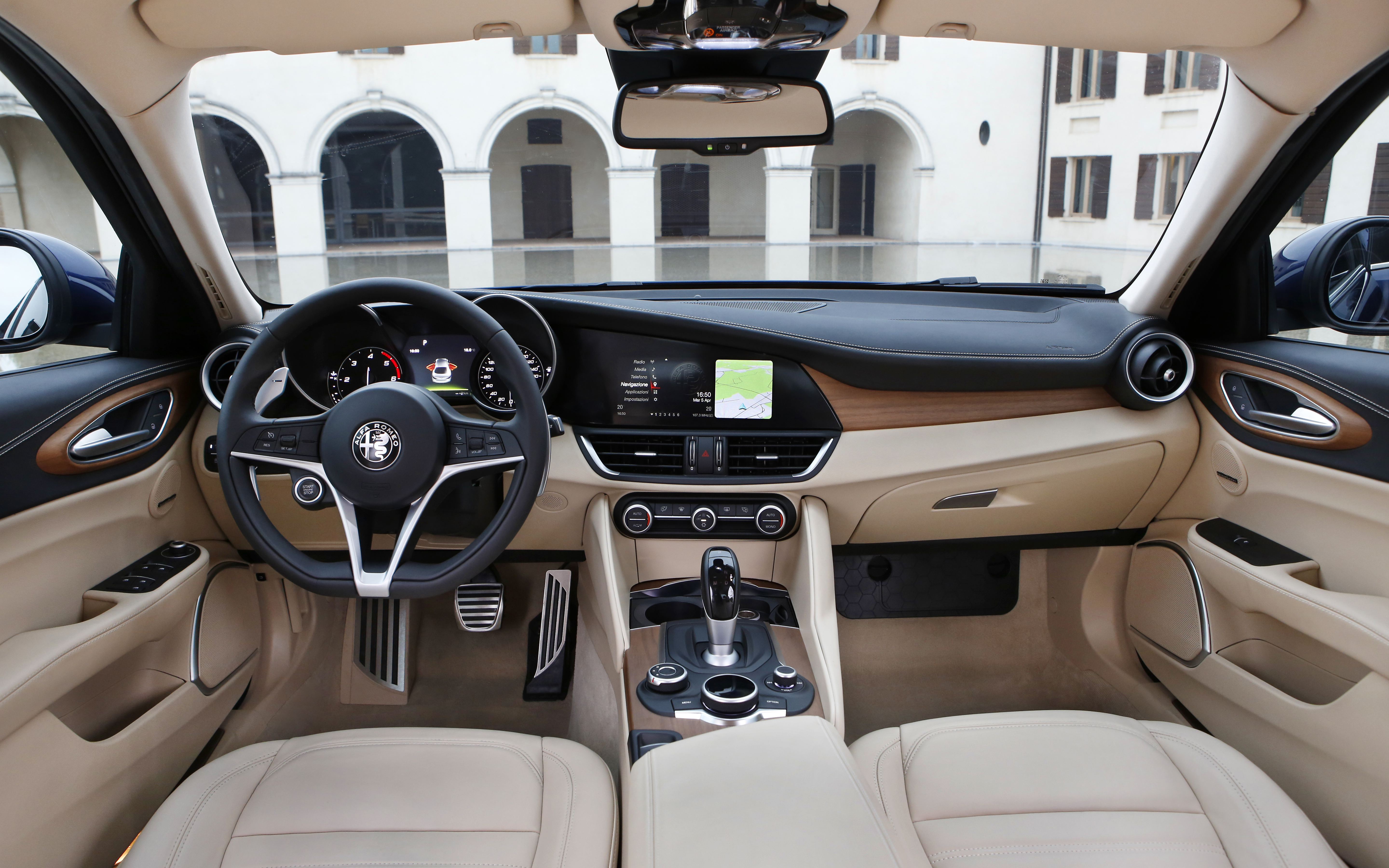 160510_alfa-romeo_giulia_30