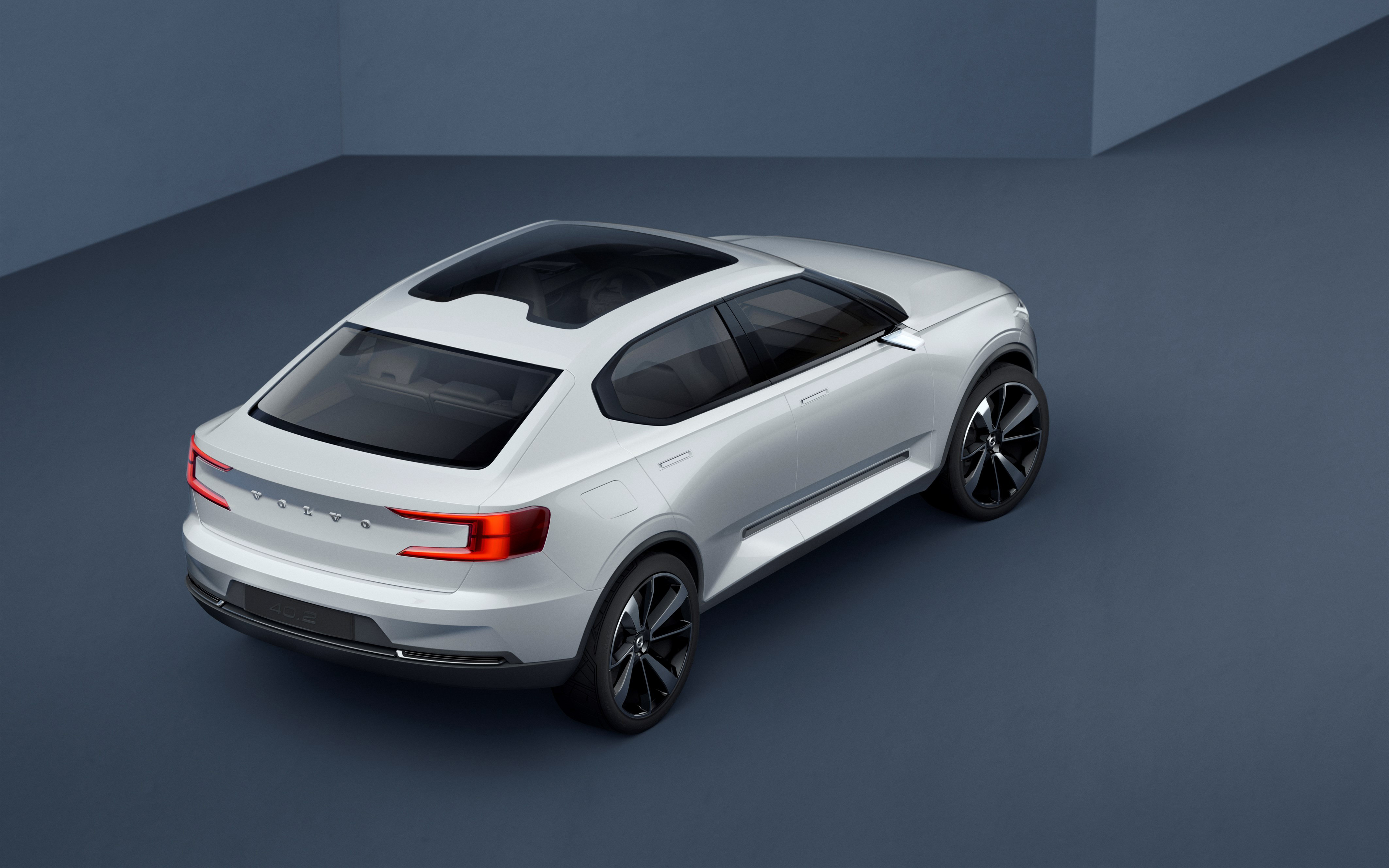 190845_volvo_concept_40_2_rear_quarter_high