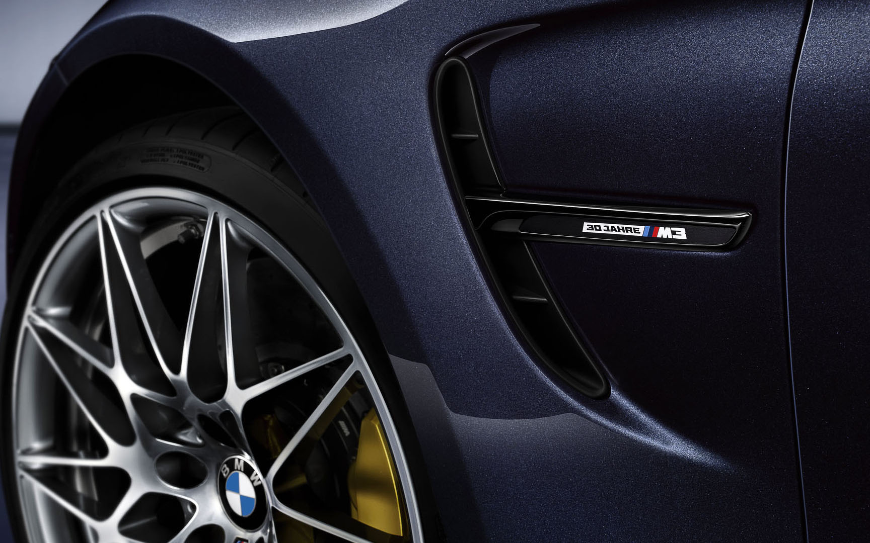 bmw-m3-30-years-m3-edition-3