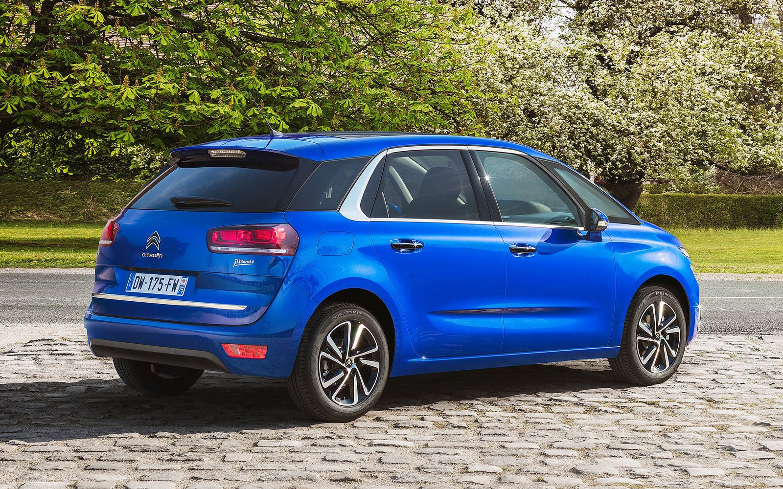 citroen-c4_picasso-2017-1600-08