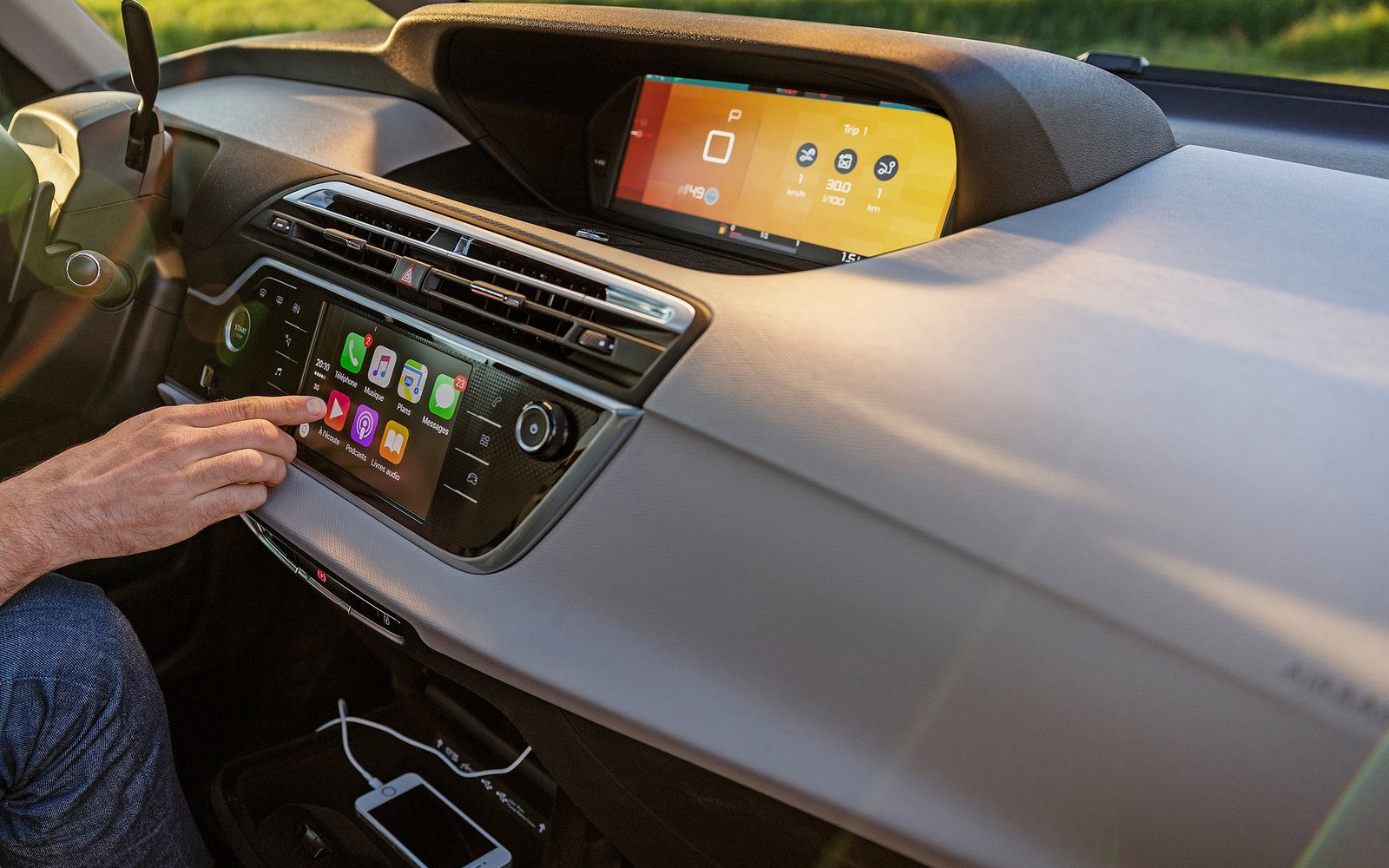 citroen-grand_c4_picasso-2017-1600-08