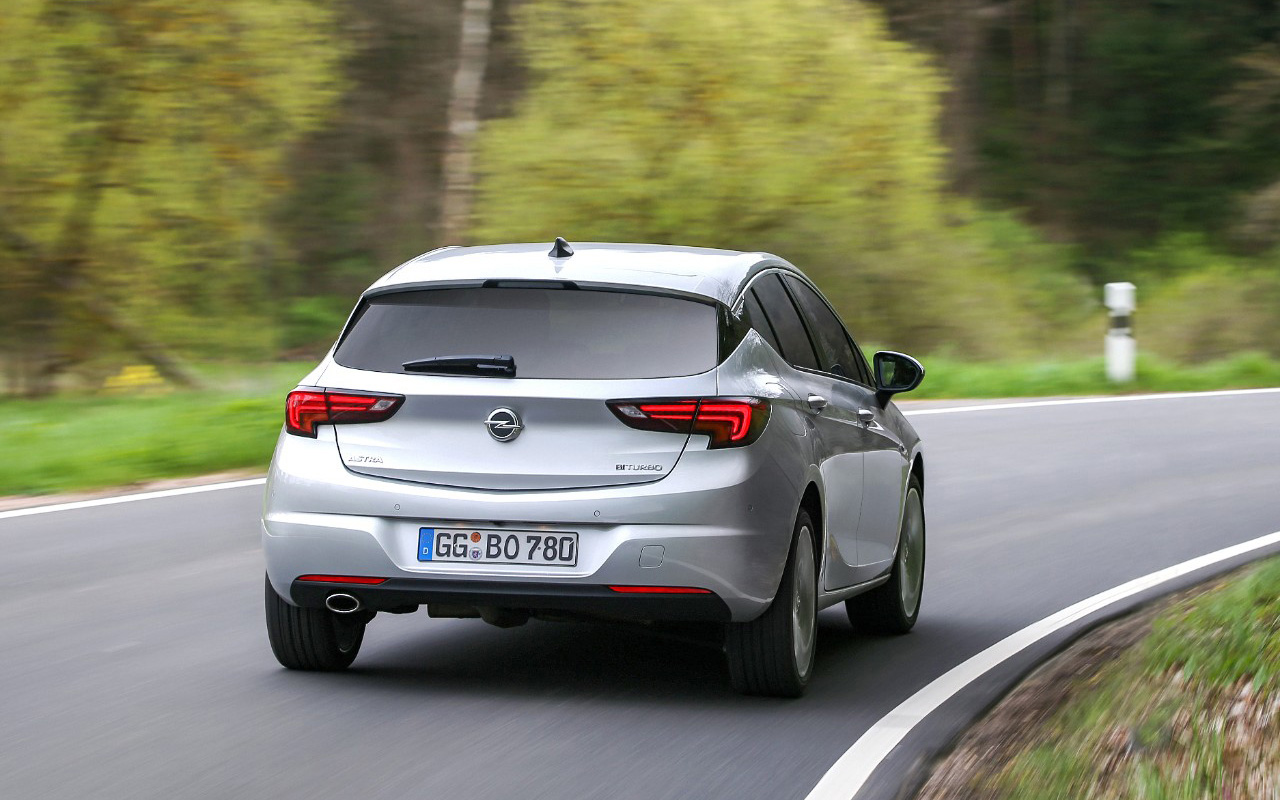 opel-astra-biturbo-41