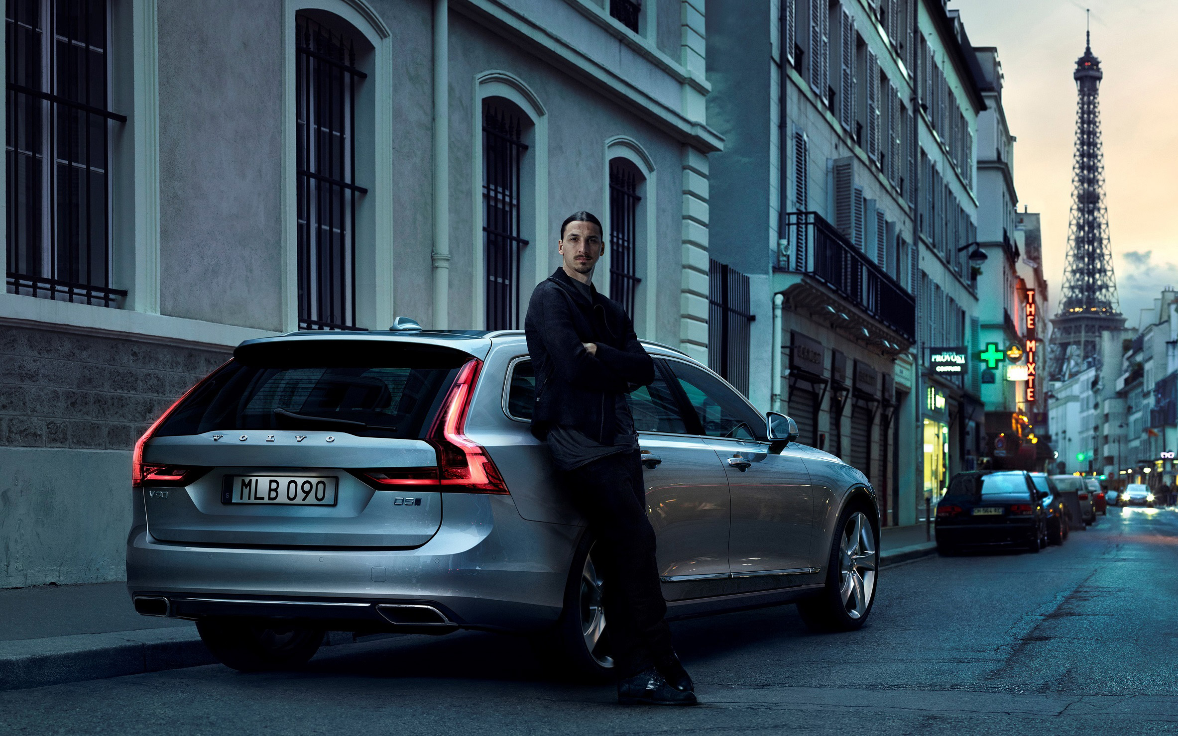 volvo-v90--zlatan-impraimovits-paris_1