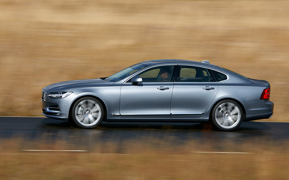 170076_location_profile_left_volvo_s90_mussel_blue