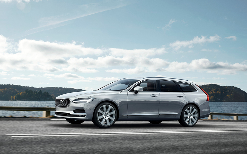 173876_volvo_v90_location_front_7_8