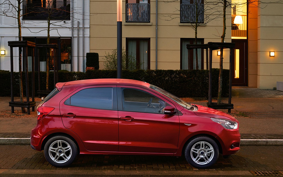 ford-ka_plus-2017-1600-05