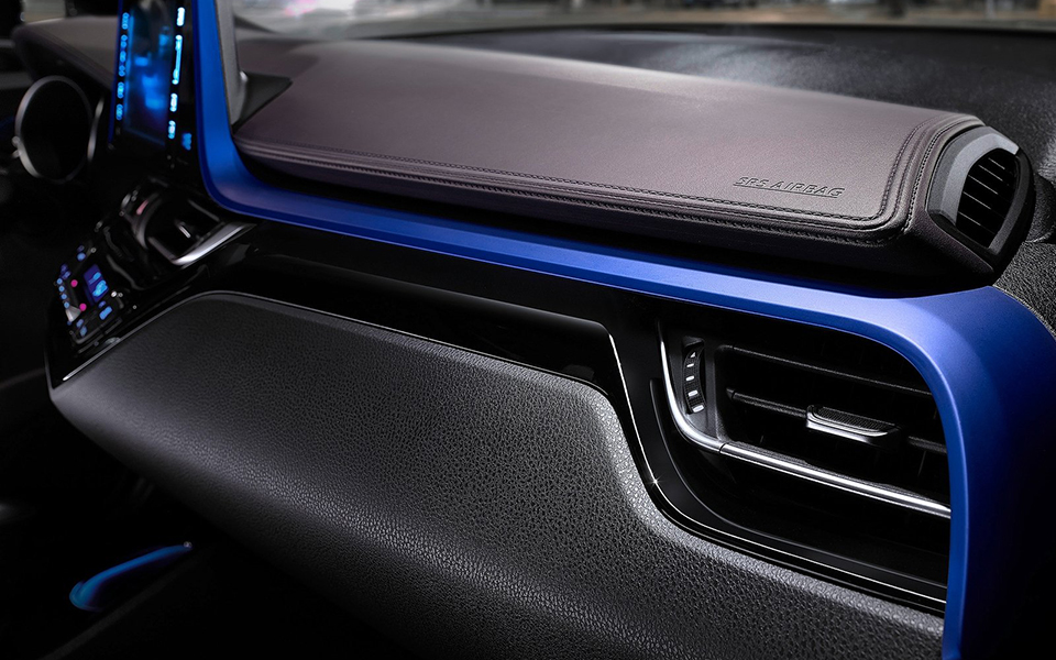 toyota-c-hr-2017-1600-16