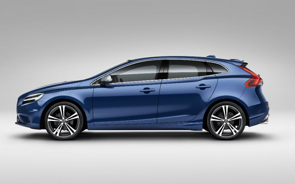 neo-volvo-v40-my17_3