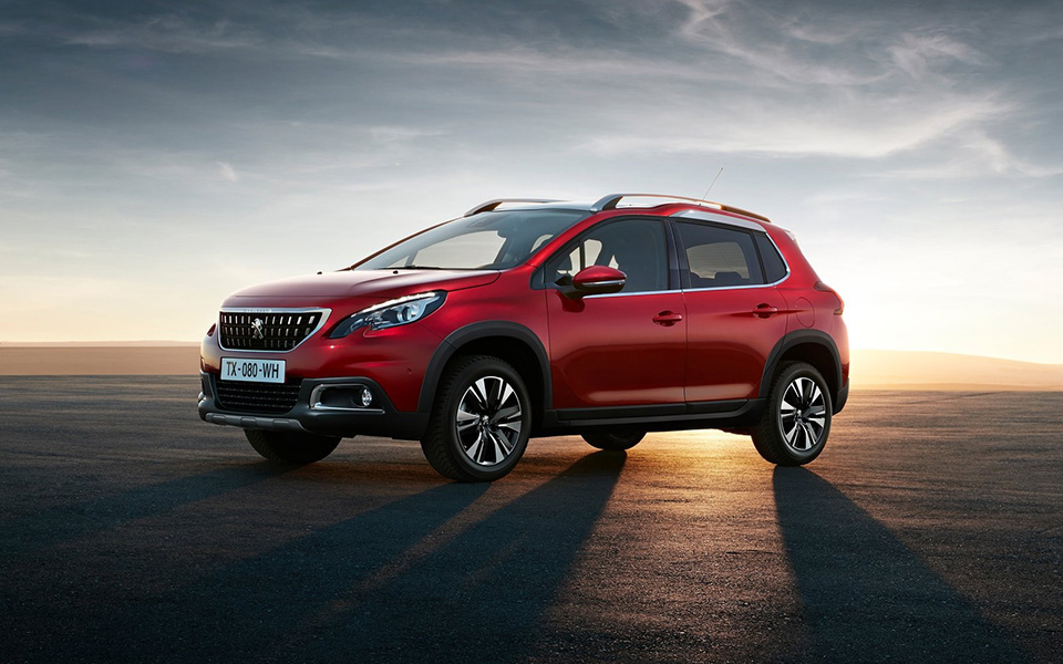 peugeot-2008-2017-1600-02