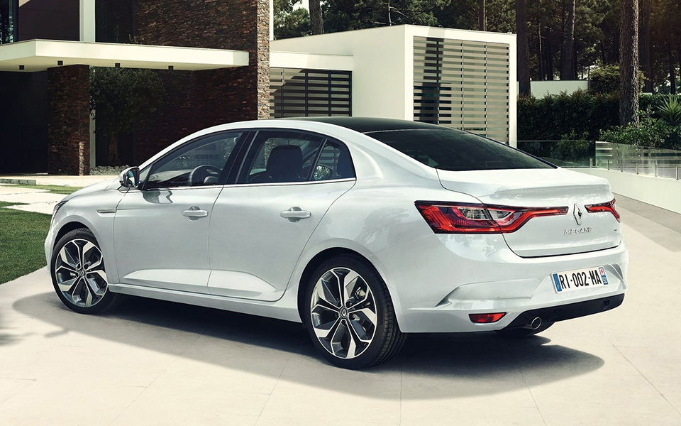 renault-megane_sedan-2017-1600-05