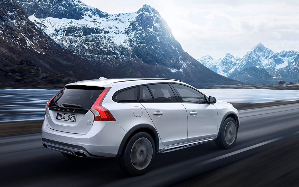 volvo-v60_cross_country-2016-1600-24