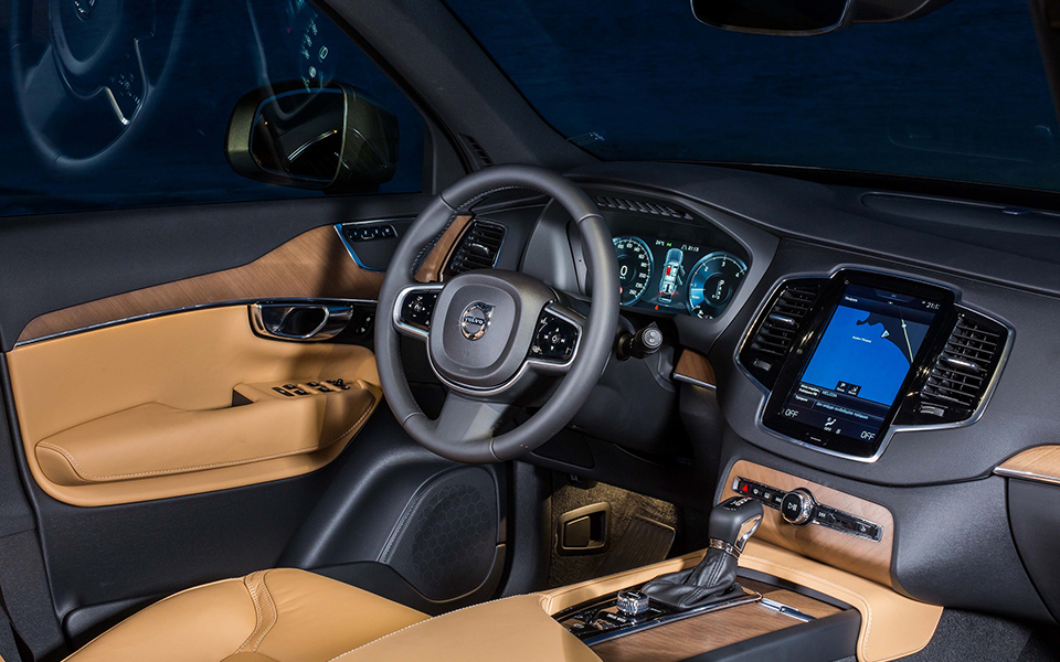 volvo-xc90_int