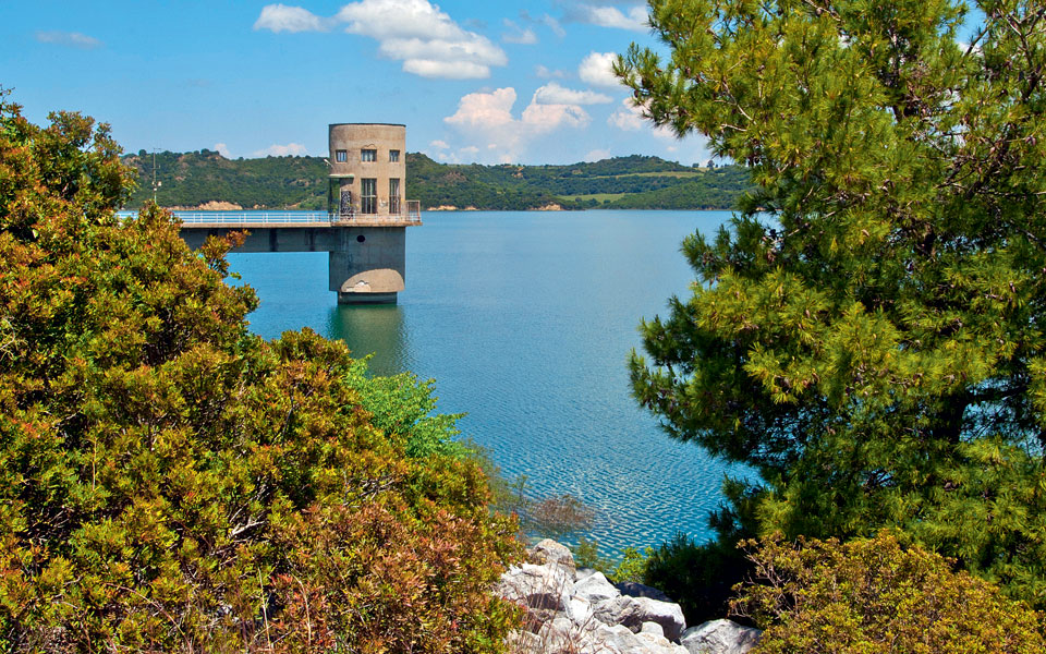 013-limni-piniou--304