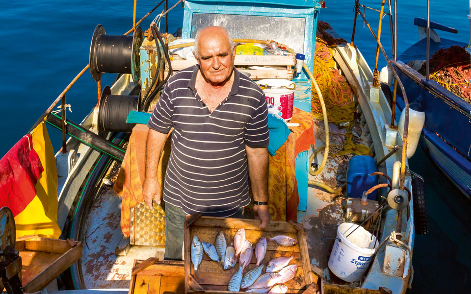 kalamata_psarades_limani_2-8824