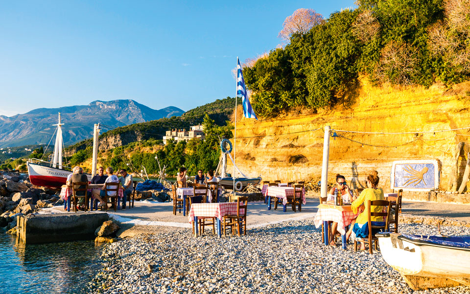 kitries_gaitanaros_taverna-copy