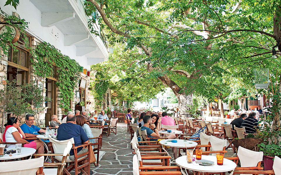 dsc_2292-high-platanos-kafe-filoti-naxos