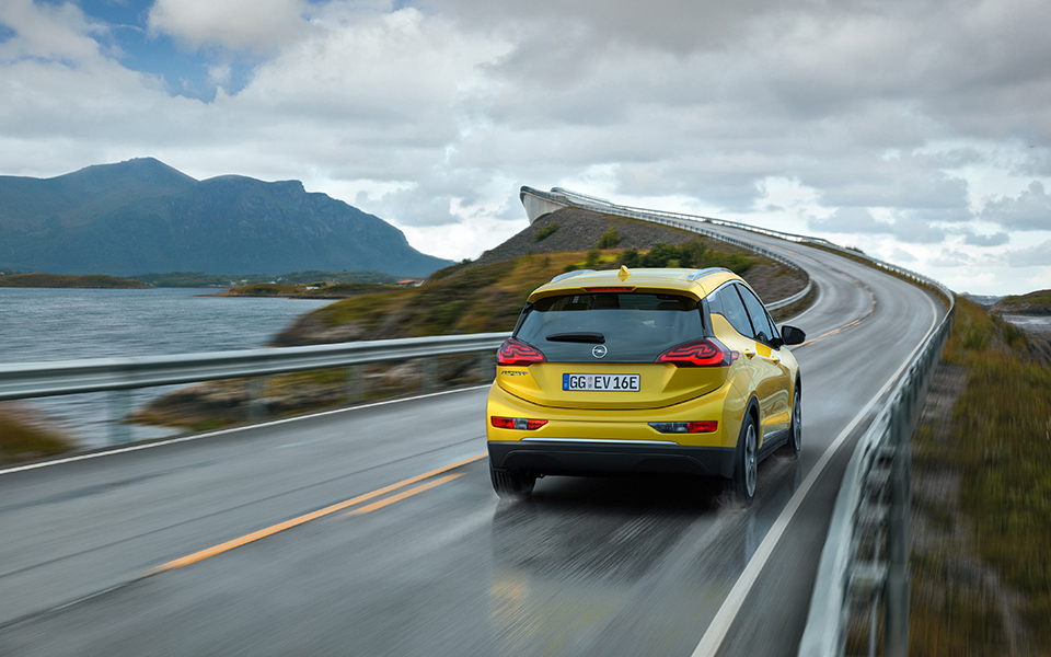 opel-ampera-e-303295