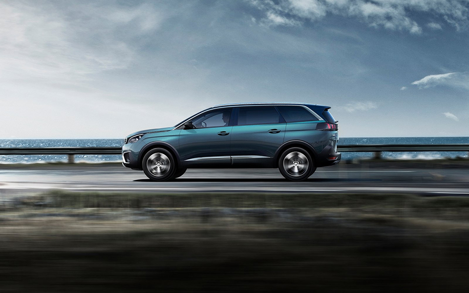 peugeot-5008-2017-1600-04