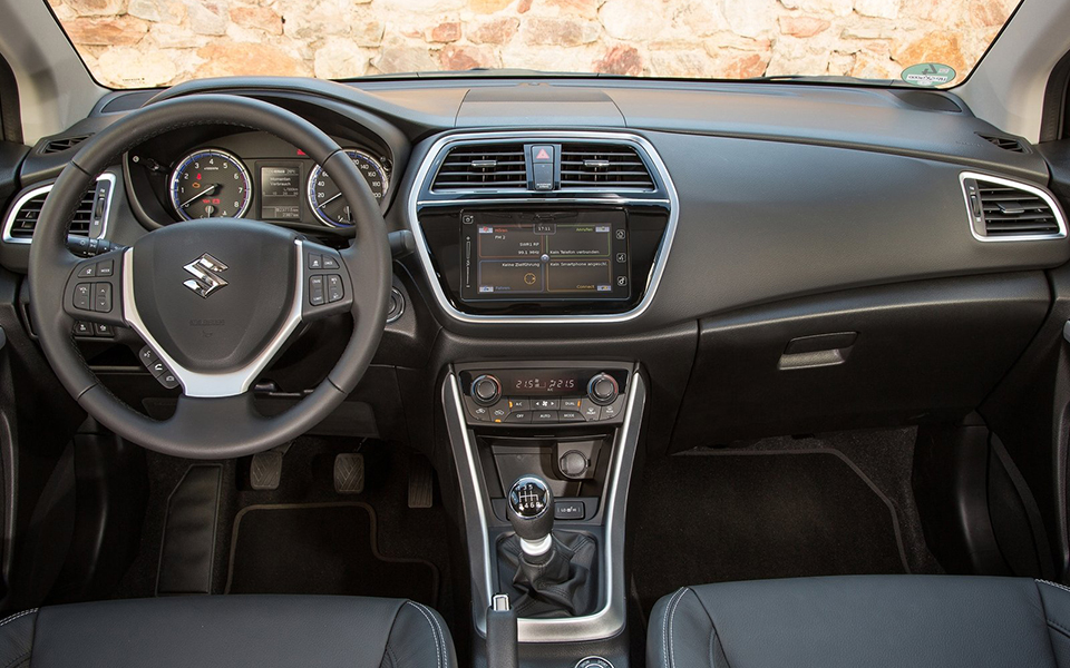 suzuki-sx4_s-cross-2017-1600-2e