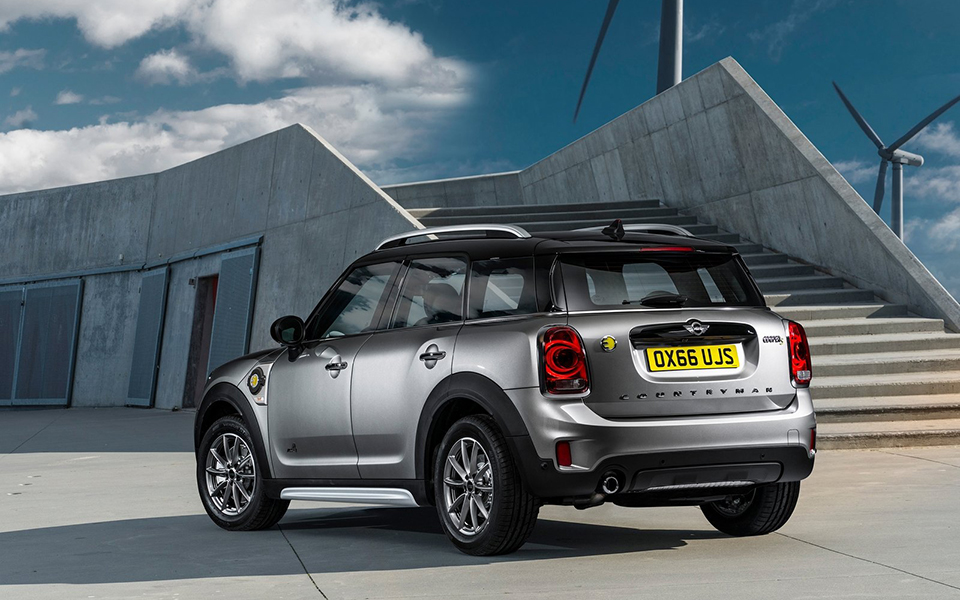 mini-countryman_plug-in_hybrid-2017-1600-0d-1